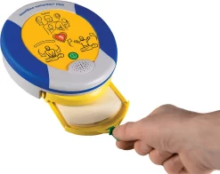 Übungs- Und Trainingsdefibrillator-Set Für HeartSine PAD500, 6 Szenarien, Tasche, 2 Paar Ersatzelektroden, Ladegerät 12 Übungs- Und Trainingsdefibrillator-Set Für HeartSine PAD500, 6 Szenarien, Tasche, 2 Paar Ersatzelektroden, Ladegerät -Lager und Betriebslager uebungs und trainingsdefibrillator set fuer heartsine pad500 6 szenarien tasche 2 paar ersatzelektroden ladegeraet img SI 178317 E cut